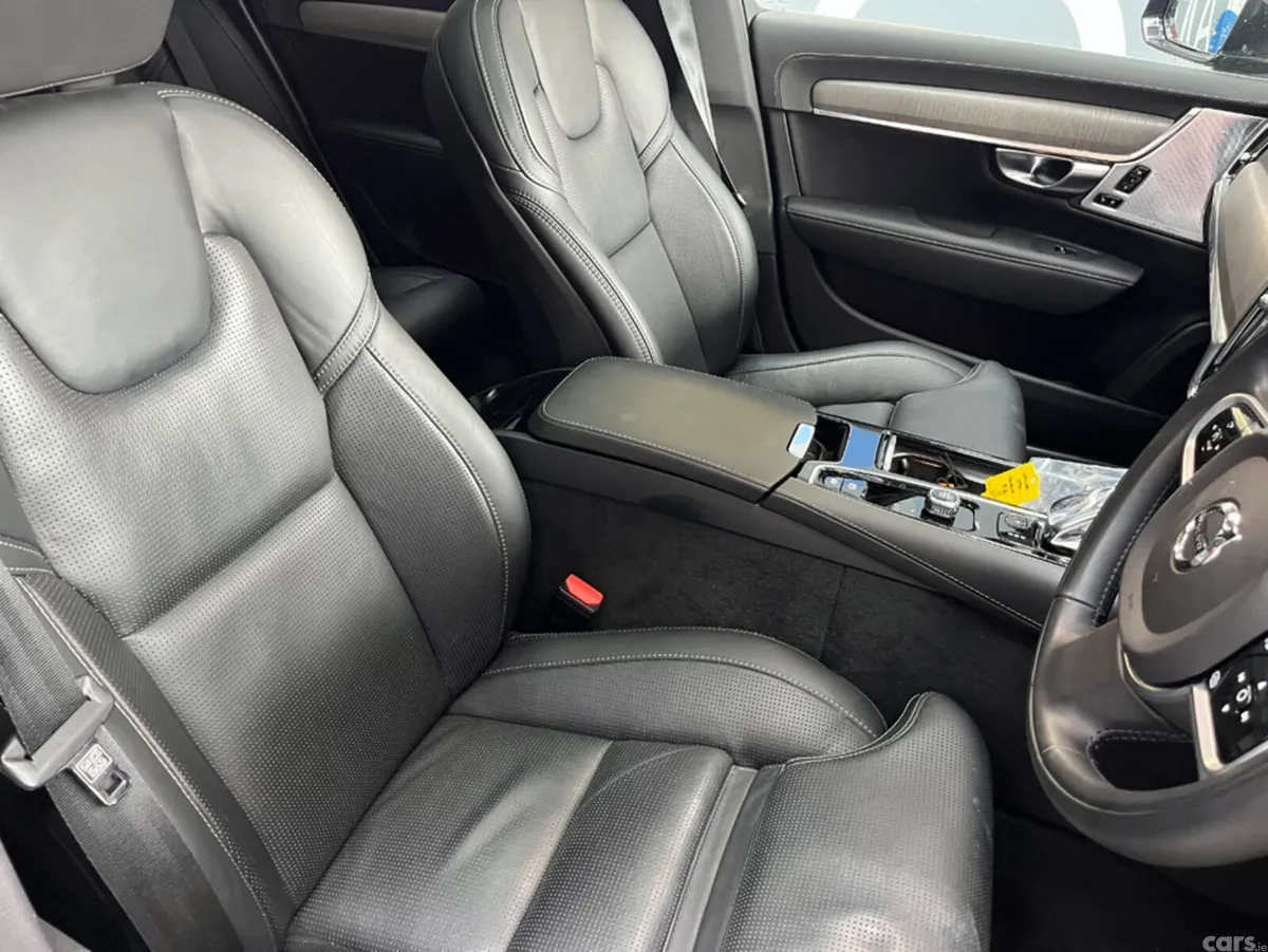 Volvo V90 Estate, Petrol Plug-in Hybrid, 2022, Black