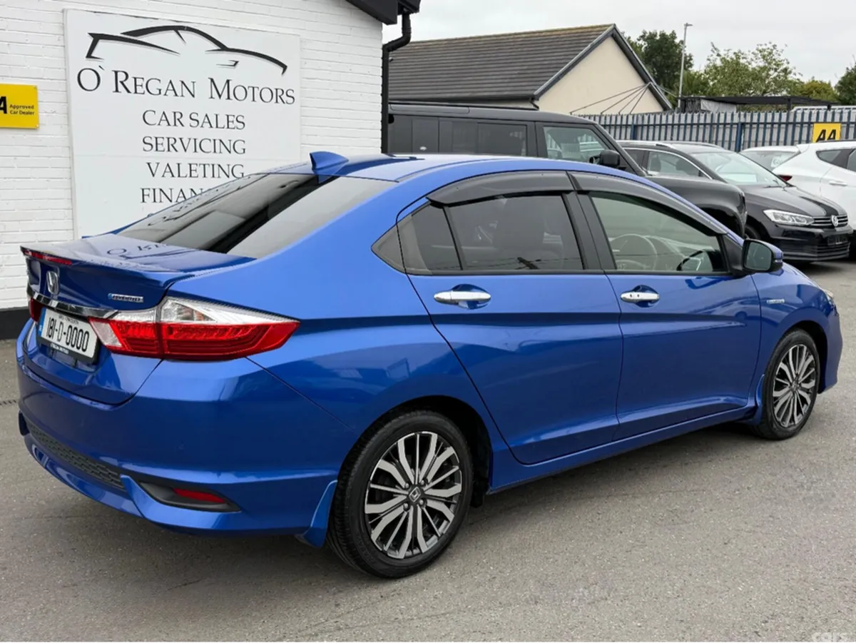 Honda Grace Saloon, Petrol Hybrid, 2018, Blue