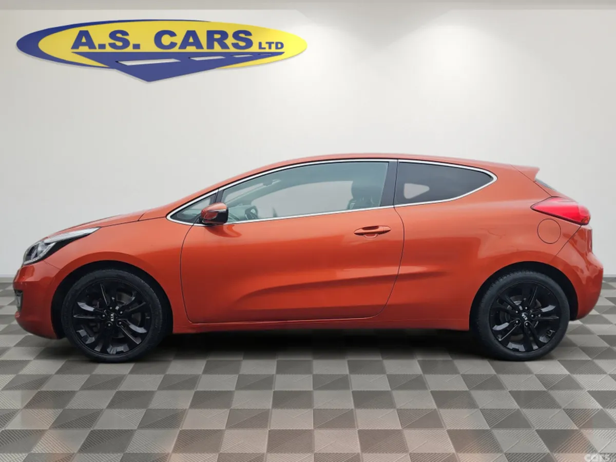 Kia ProCeed Hatchback, Diesel, 2015, Orange