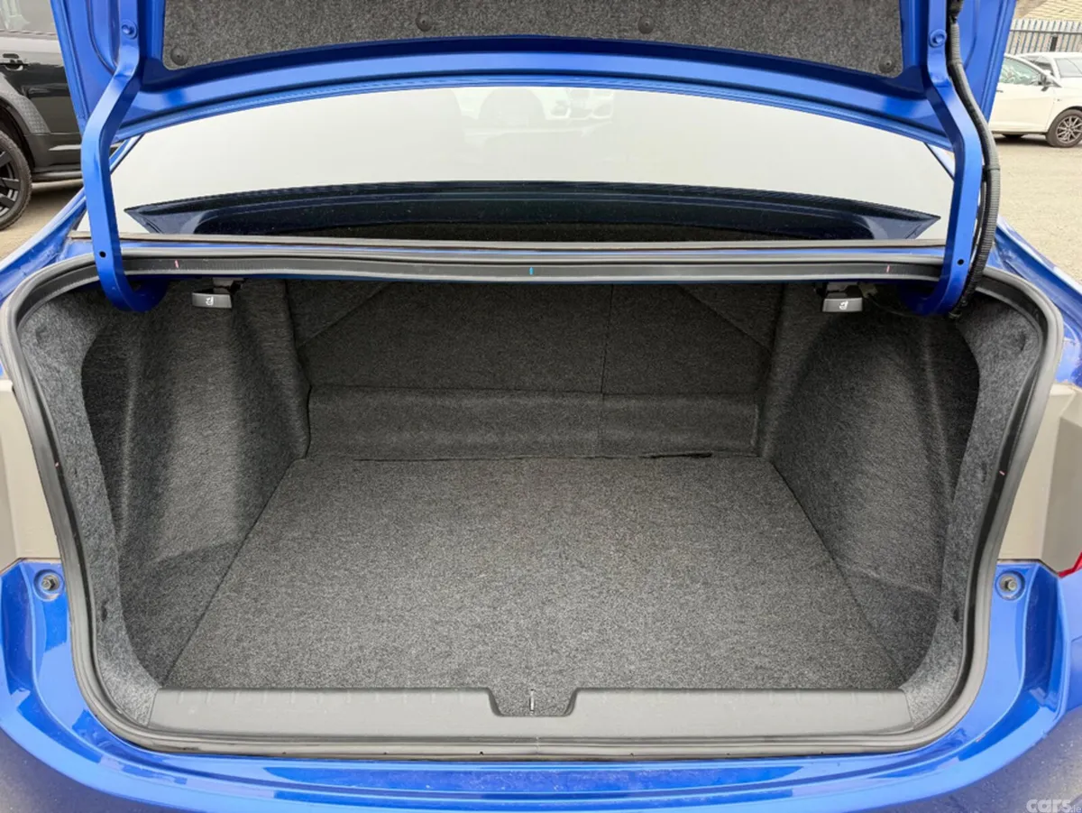 Honda Grace Saloon, Petrol Hybrid, 2018, Blue