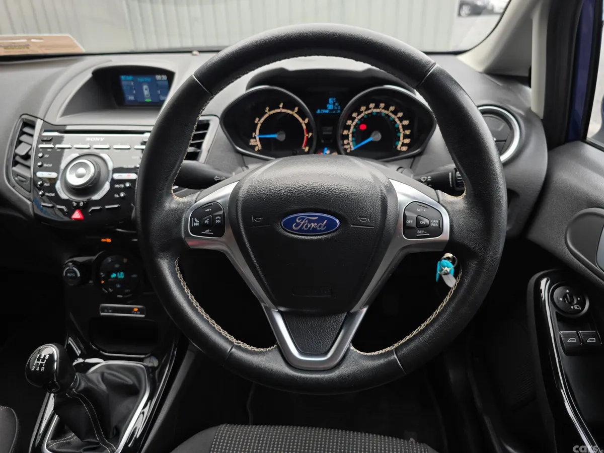 Ford Fiesta Hatchback, Petrol, 2015, Blue
