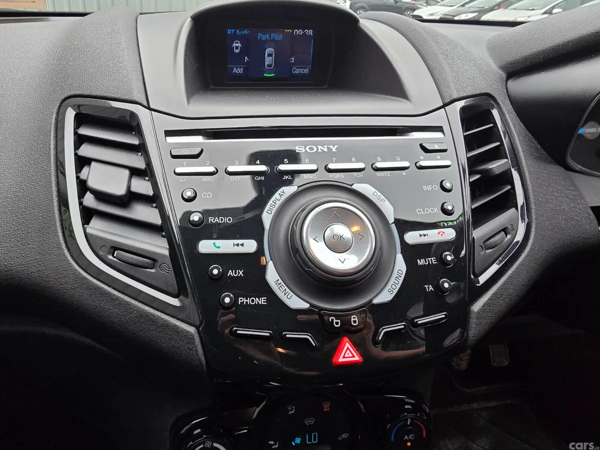 Ford Fiesta Hatchback, Petrol, 2015, Blue