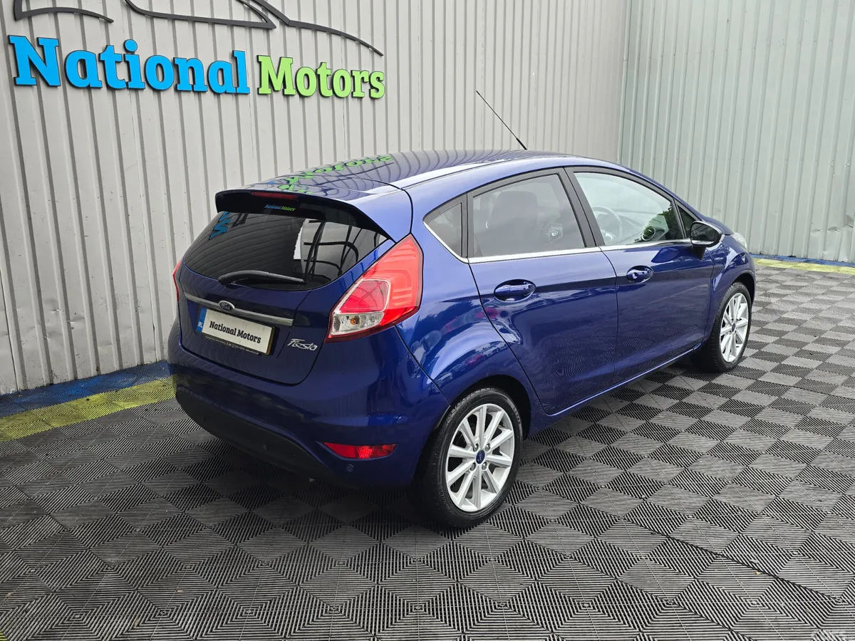Ford Fiesta Hatchback, Petrol, 2015, Blue