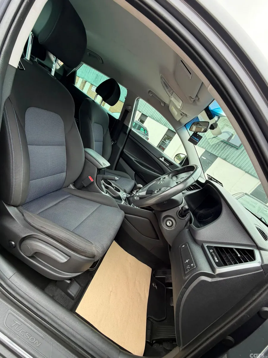 Hyundai Tucson SUV, Diesel, 2016, Grey