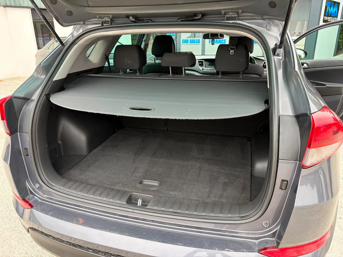 Hyundai Tucson SUV, Diesel, 2016, Grey