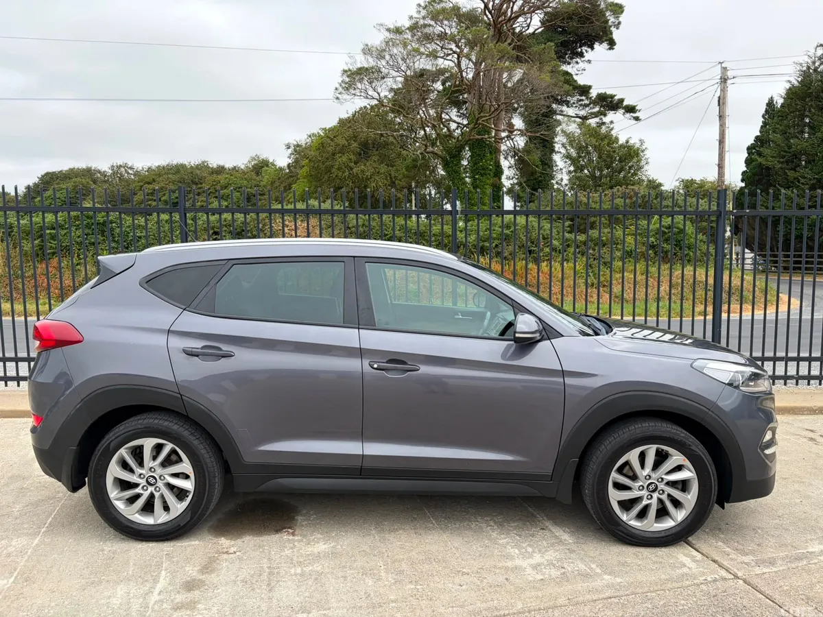Hyundai Tucson SUV, Diesel, 2016, Grey