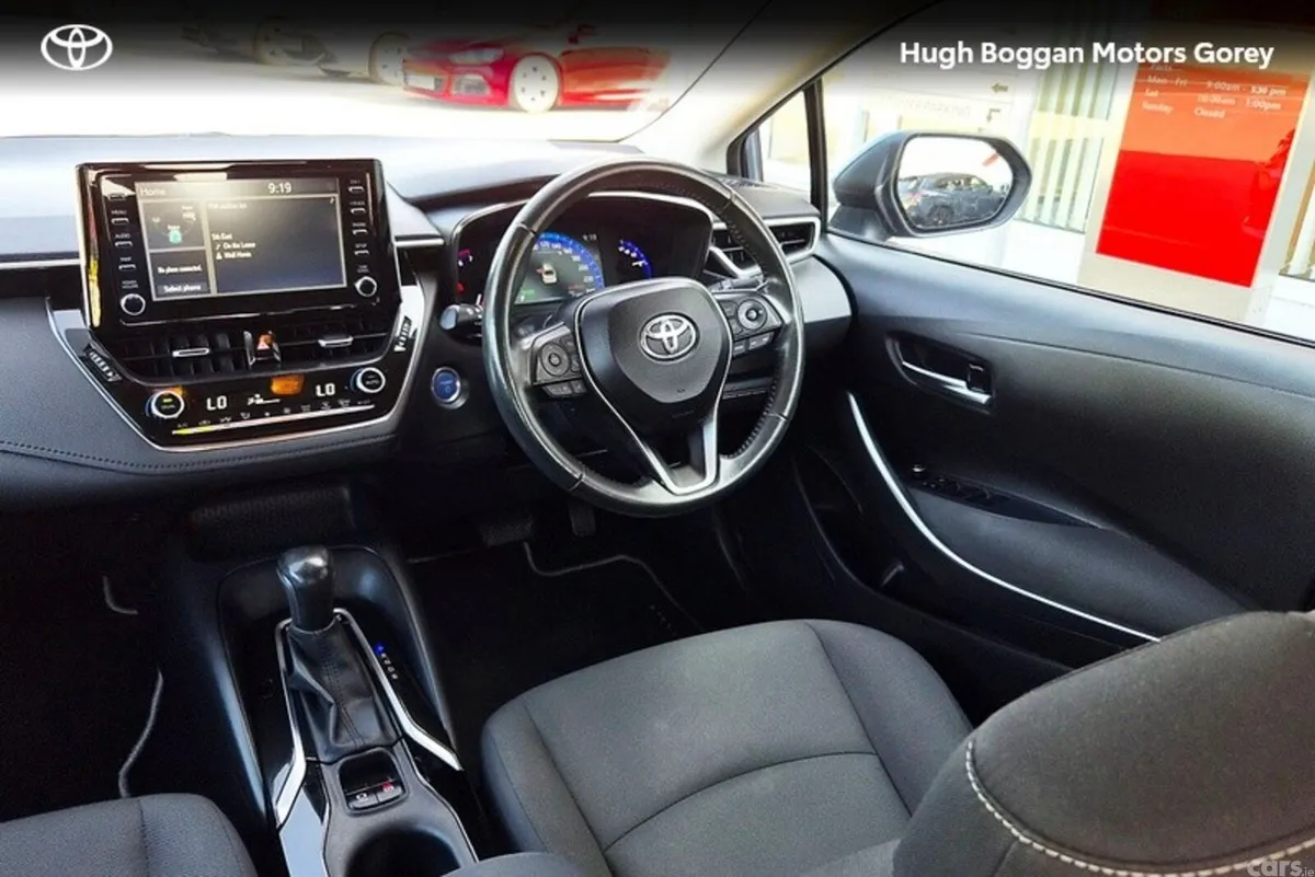Toyota Corolla Saloon, Petrol Hybrid, 2022, Grey