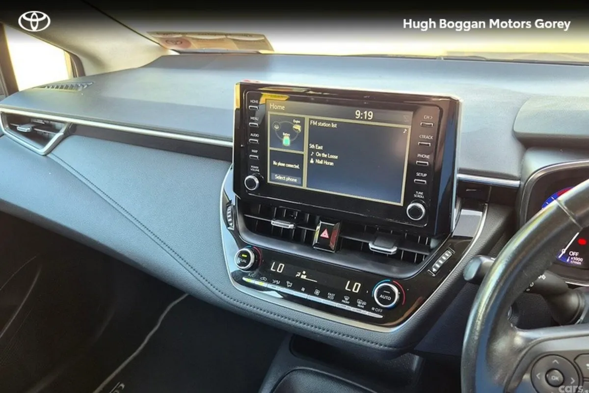 Toyota Corolla Saloon, Petrol Hybrid, 2022, Grey