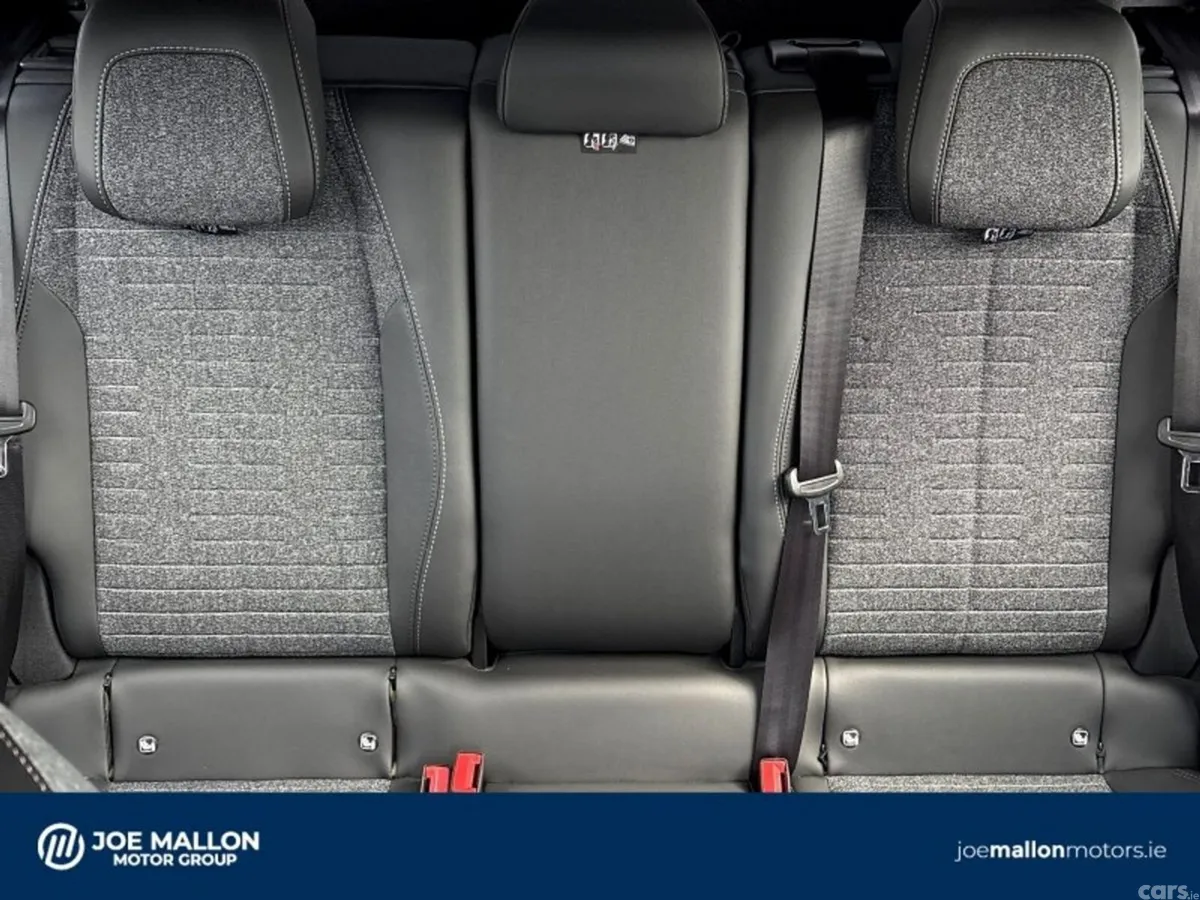 Peugeot 3008 MPV, Petrol, 2025, White