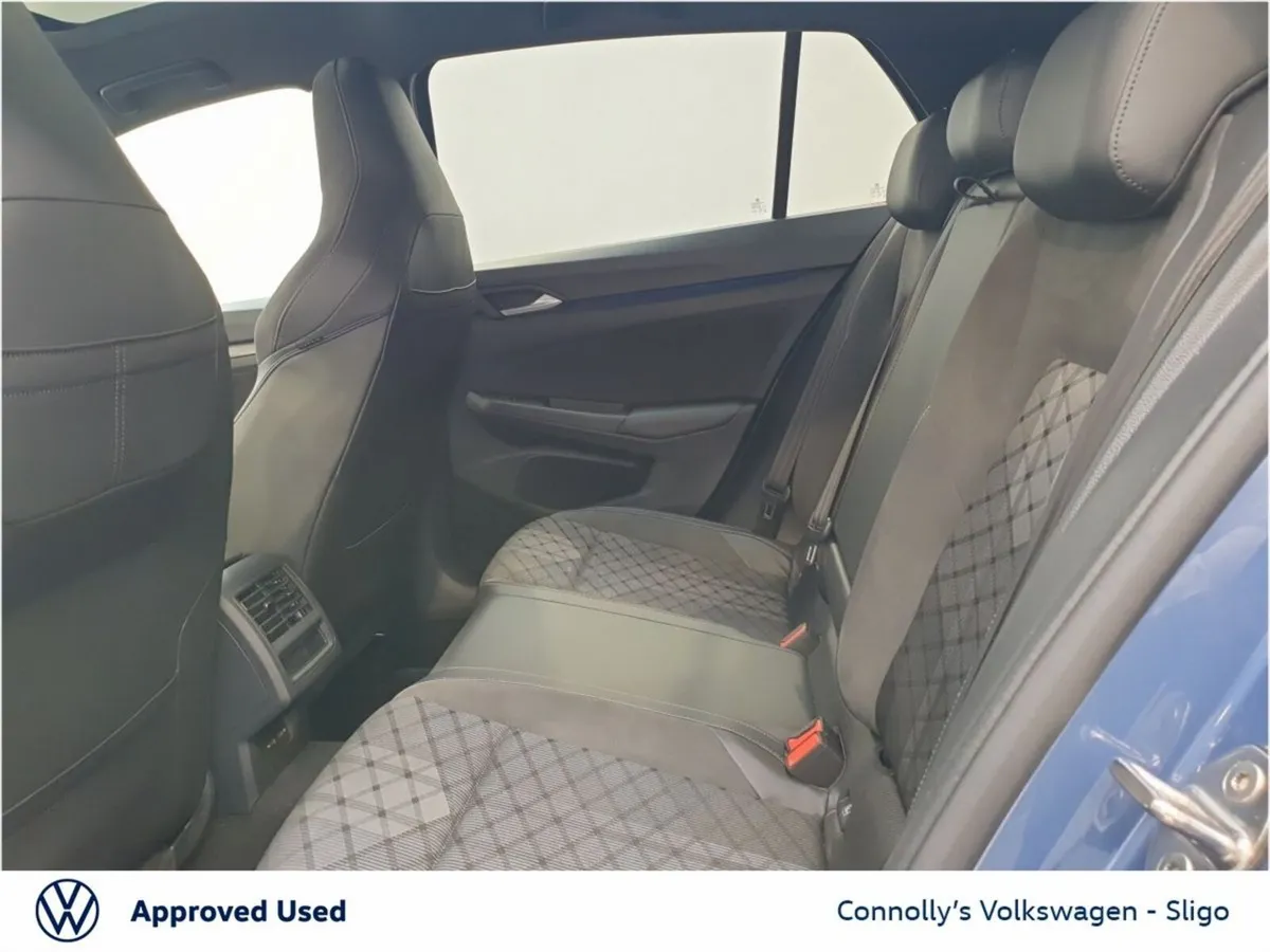Volkswagen Golf Hatchback, Diesel, 2025, Blue