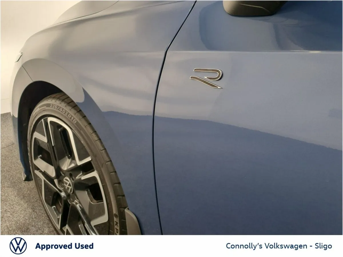 Volkswagen Golf Hatchback, Diesel, 2025, Blue