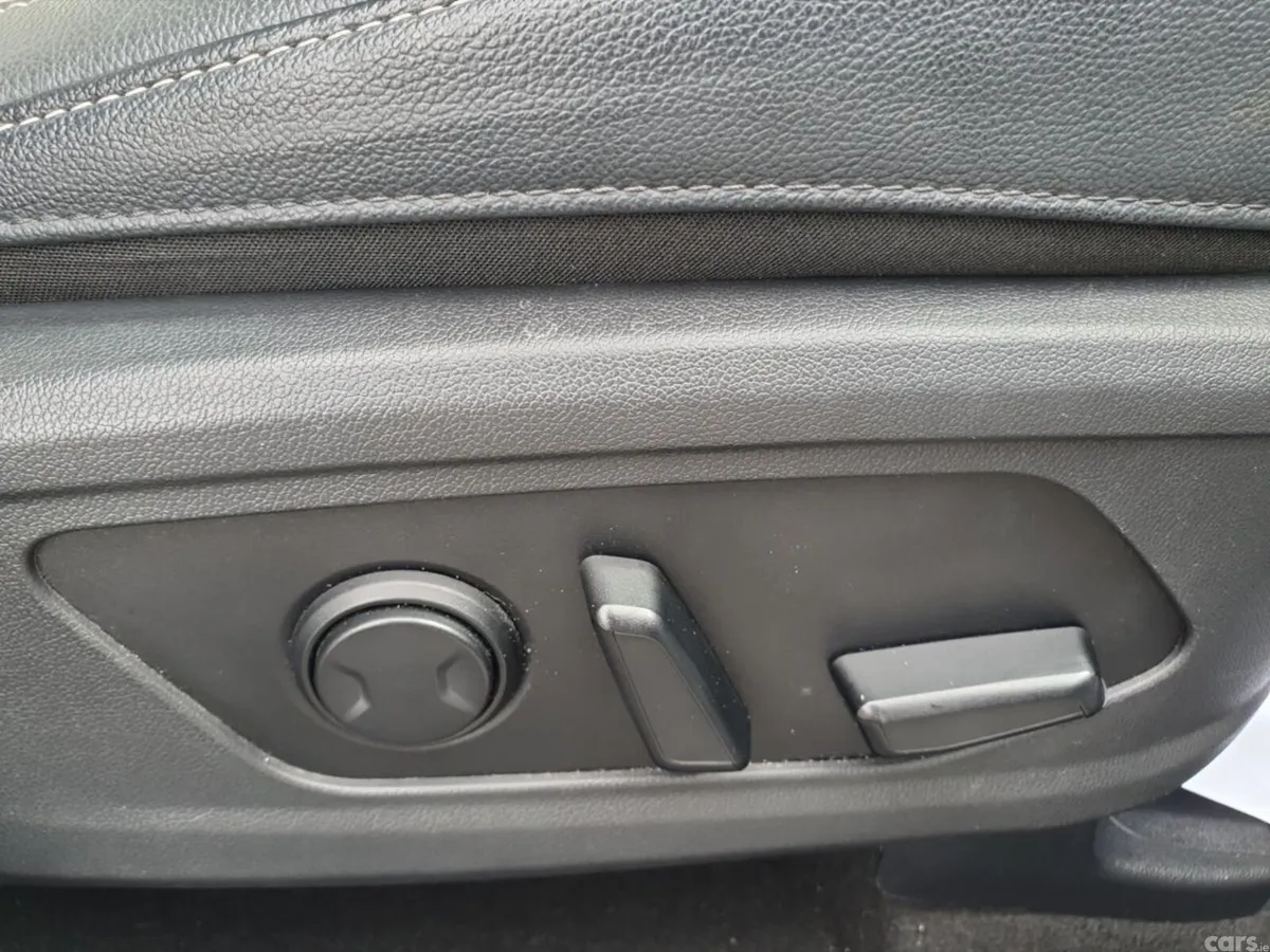 Kia Sorento SUV, Petrol Plug-in Hybrid, 2022, White