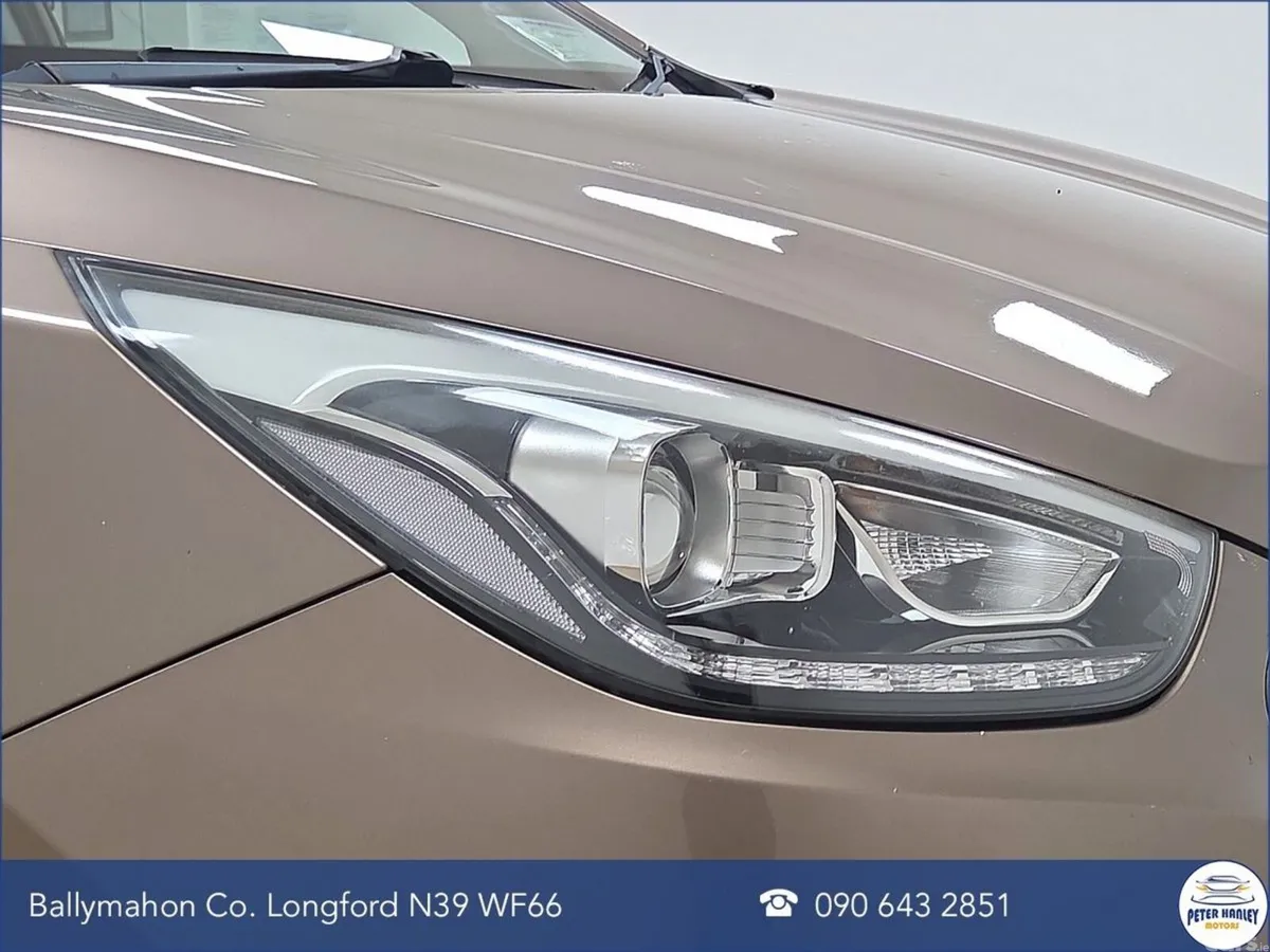 Hyundai ix35 SUV, Diesel, 2015, Gold