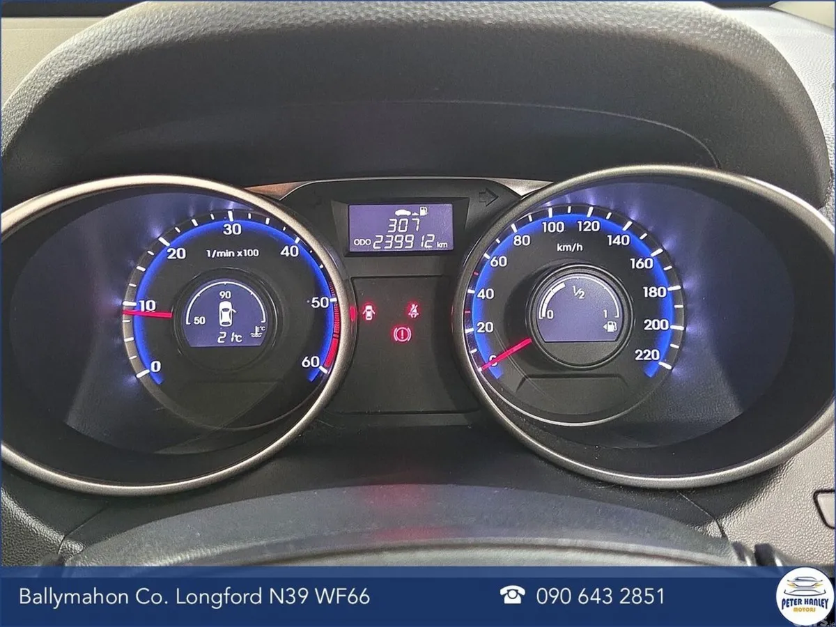 Hyundai ix35 SUV, Diesel, 2015, Gold