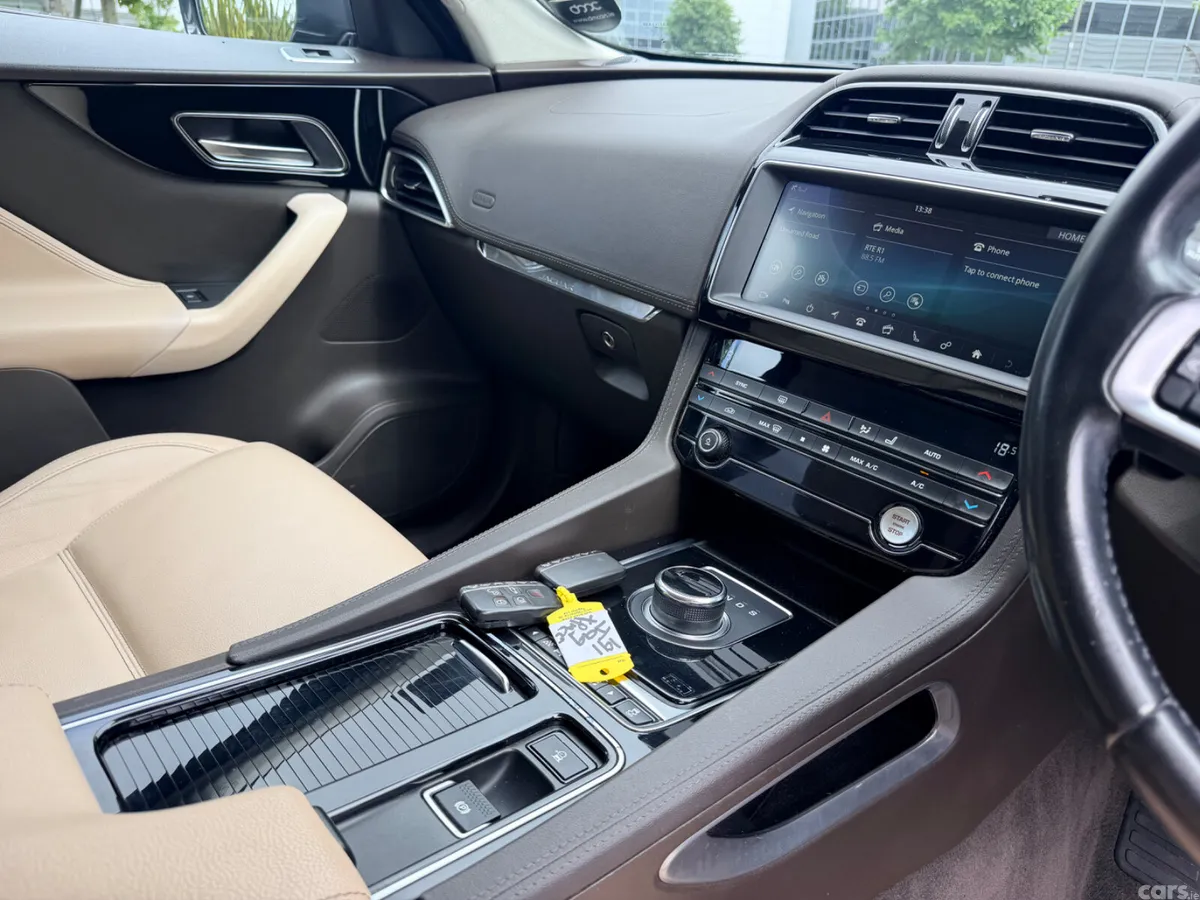 Jaguar F-Pace SUV, Diesel, 2019, Black