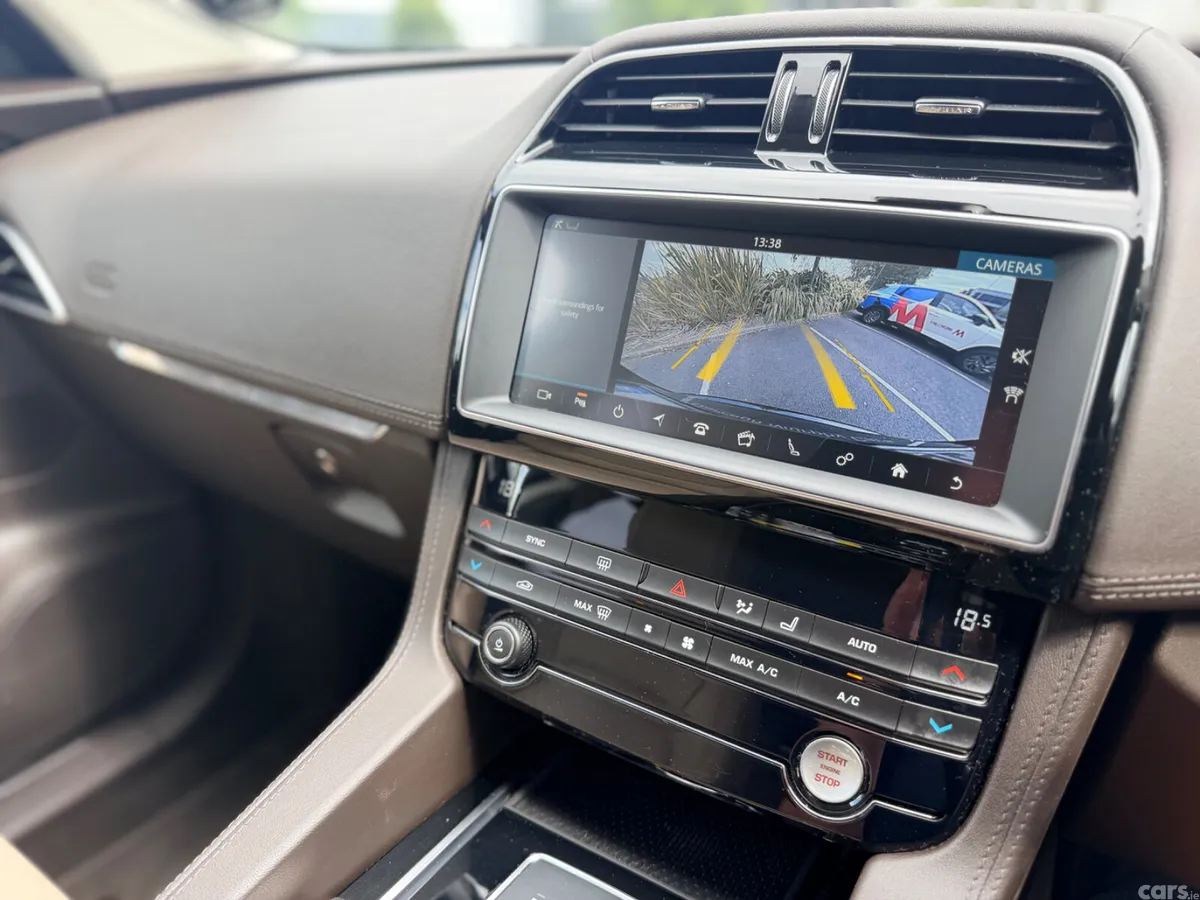 Jaguar F-Pace SUV, Diesel, 2019, Black