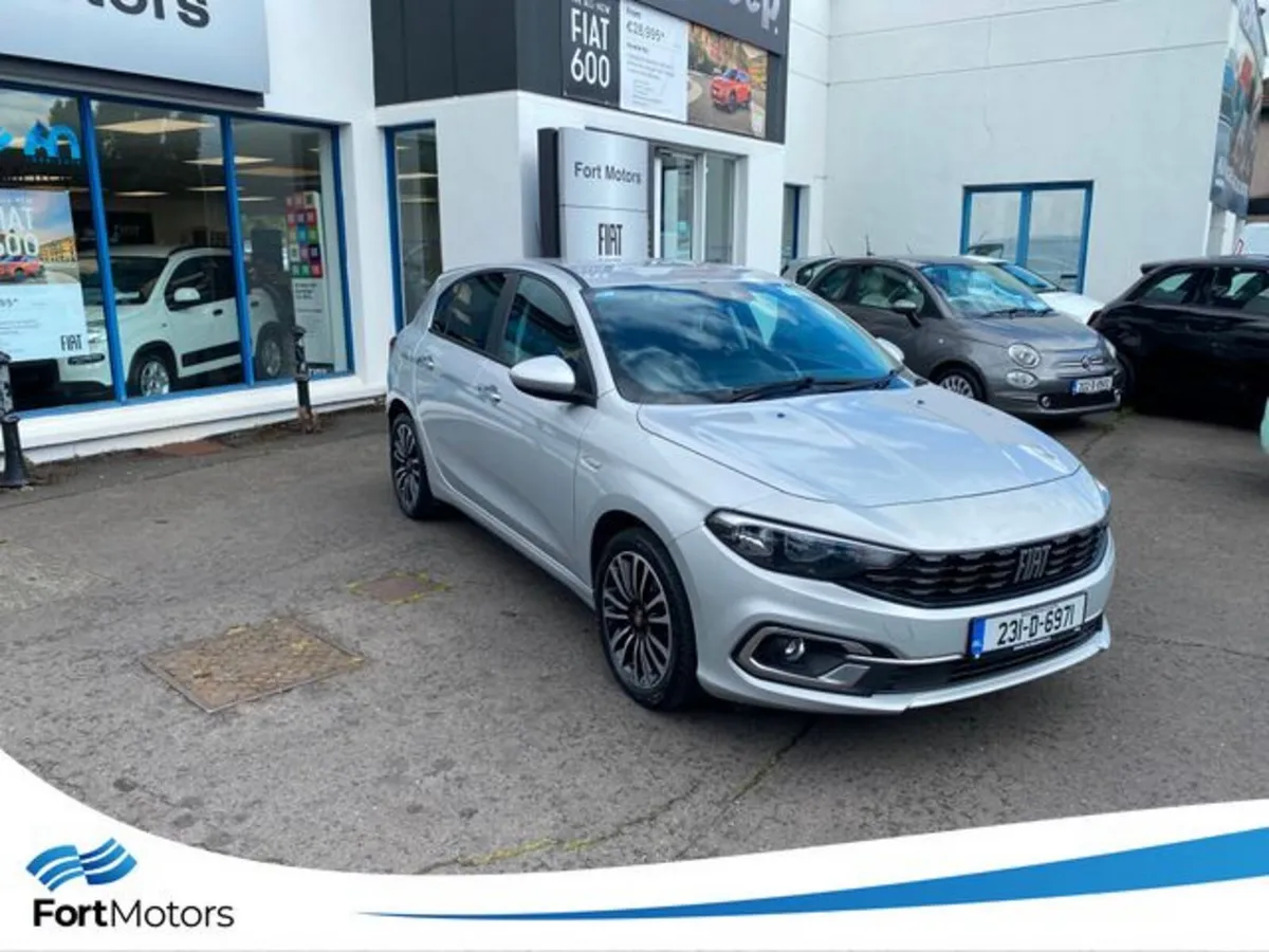 Fiat Tipo Hatchback, Petrol, 2023, Silver