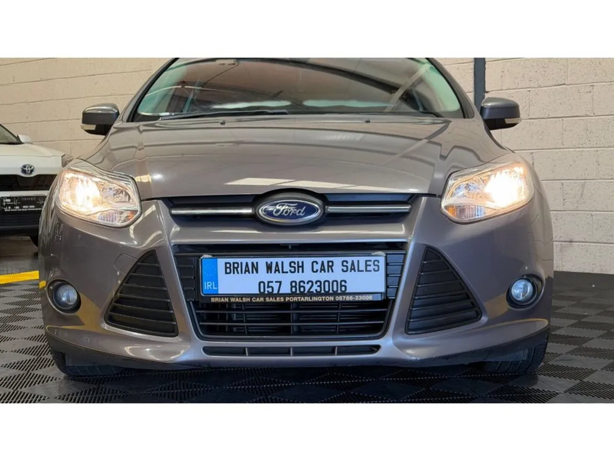 Ford Focus Hatchback, Diesel, 2014, Brown