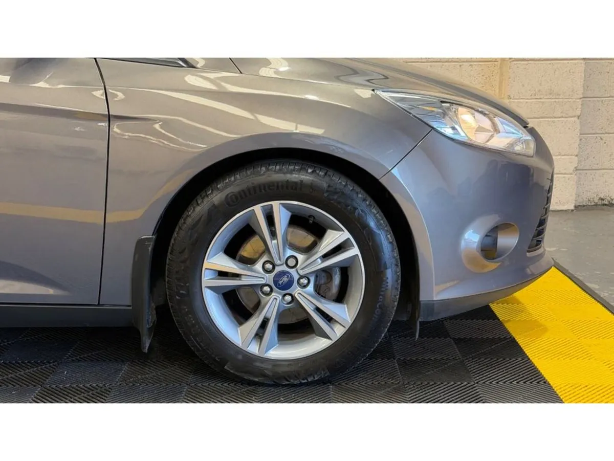 Ford Focus Hatchback, Diesel, 2014, Brown