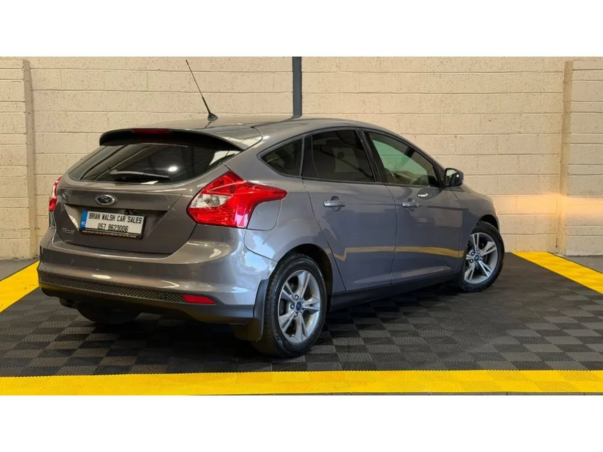 Ford Focus Hatchback, Diesel, 2014, Brown