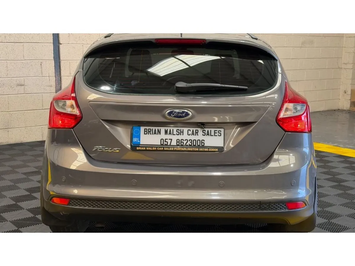 Ford Focus Hatchback, Diesel, 2014, Brown