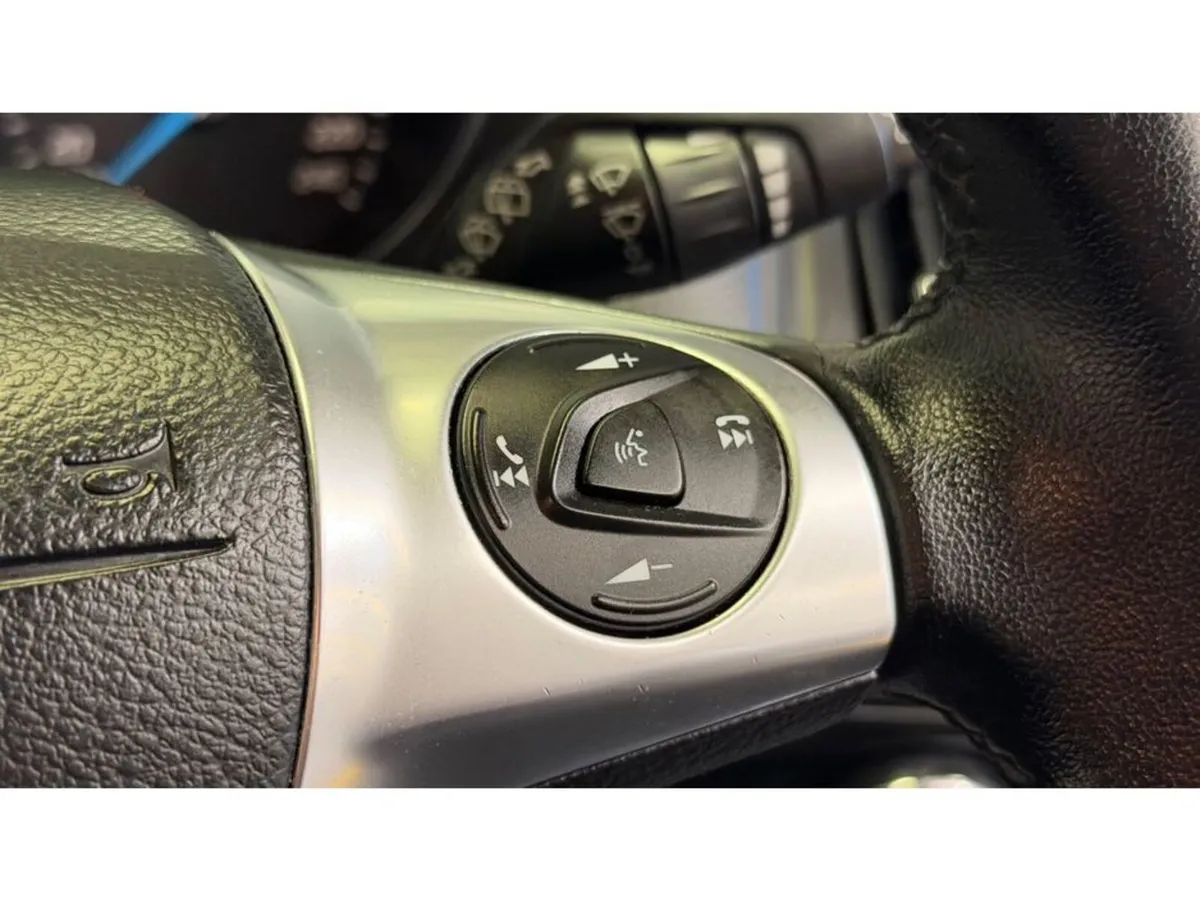 Ford Focus Hatchback, Diesel, 2014, Brown