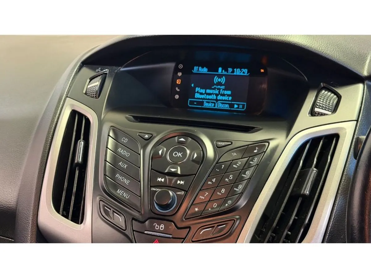 Ford Focus Hatchback, Diesel, 2014, Brown