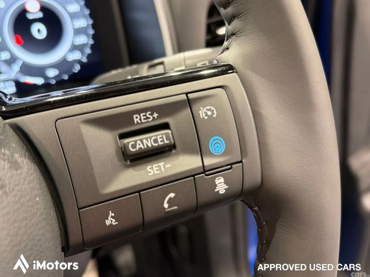 Nissan Qashqai SUV, Petrol Hybrid, 2026, Blue