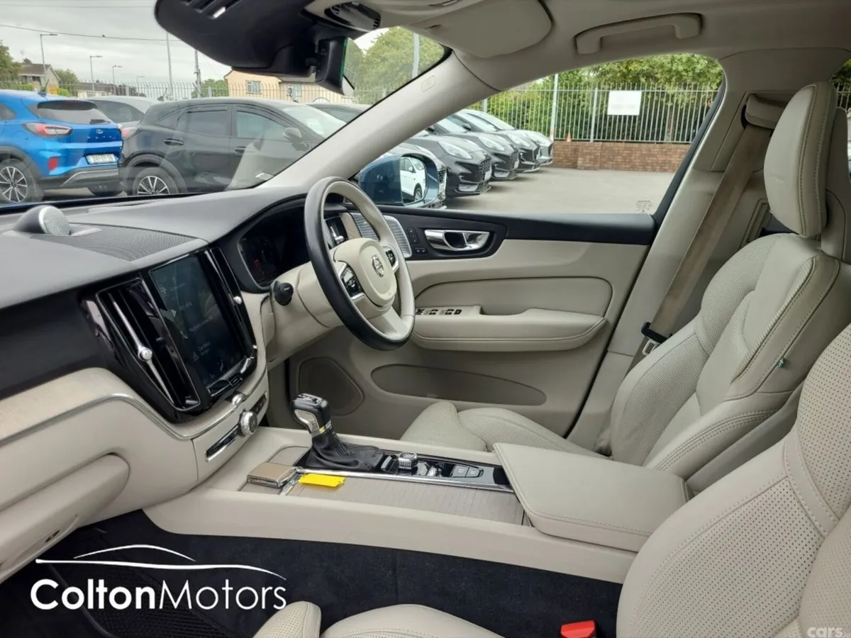 Volvo XC60 SUV, Diesel, 2018, Blue