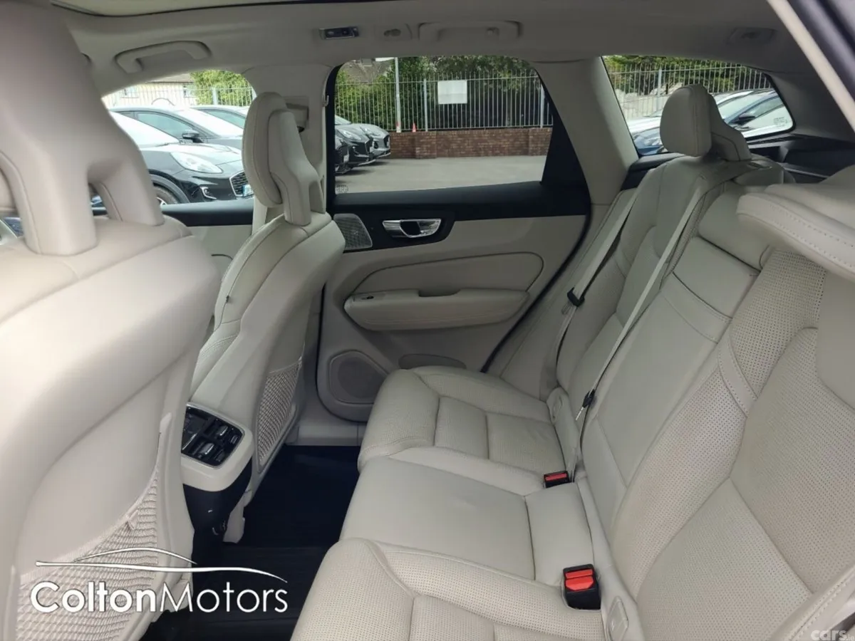 Volvo XC60 SUV, Diesel, 2018, Blue