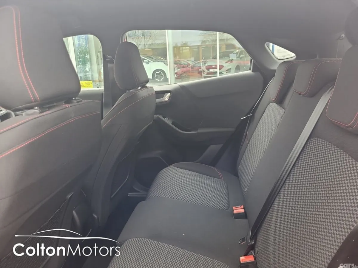 Ford Puma MPV, Petrol Hybrid, 2022, Red