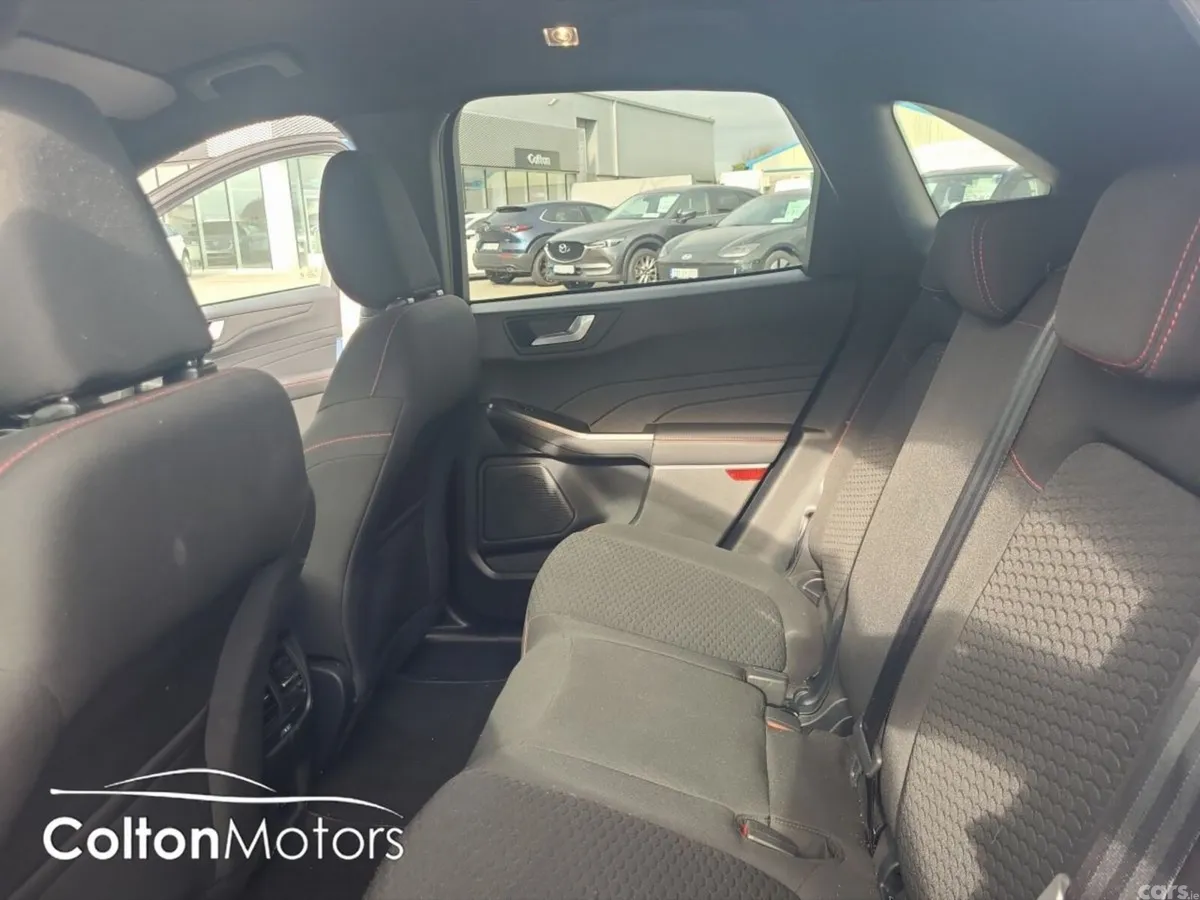 Ford Kuga SUV, Petrol Plug-in Hybrid, 2025, Blue
