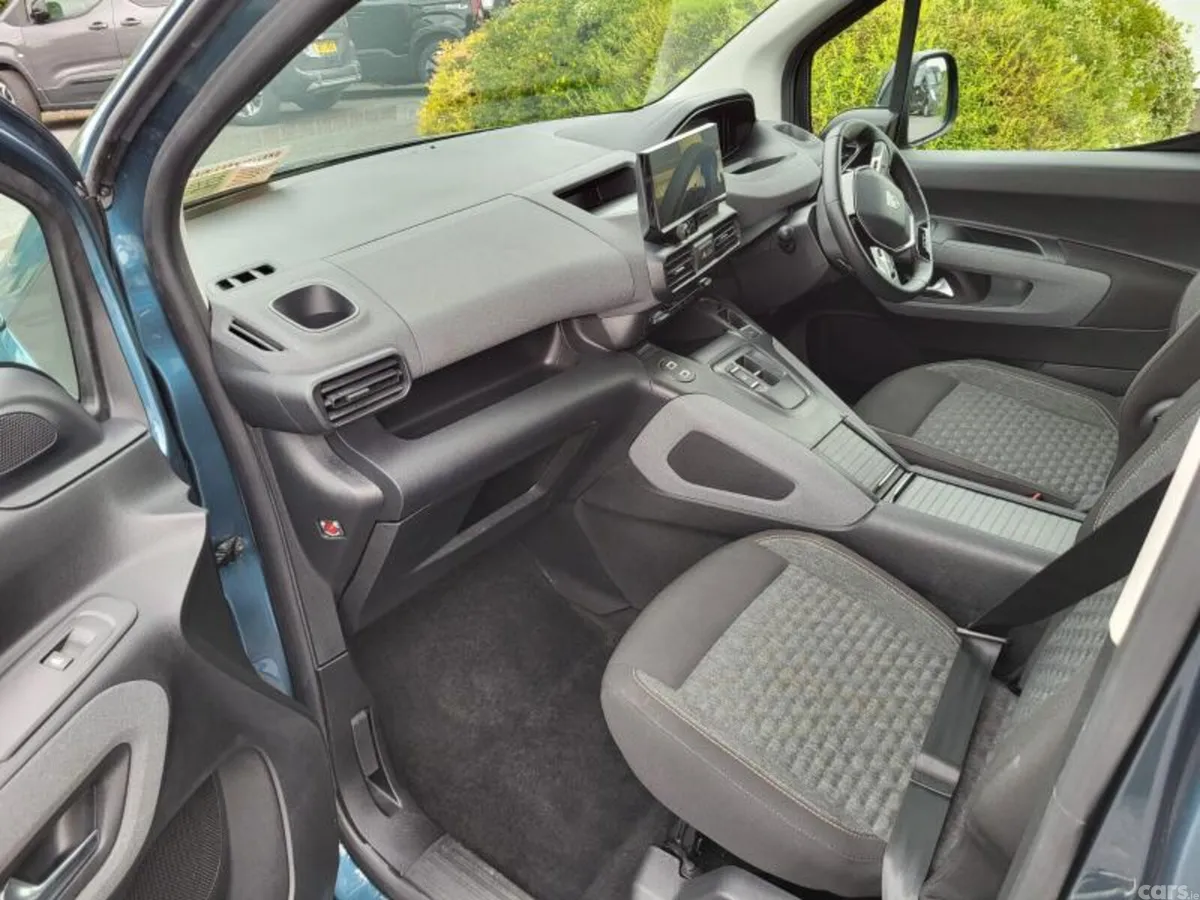 Peugeot Rifter MPV, Diesel, 2024, Blue