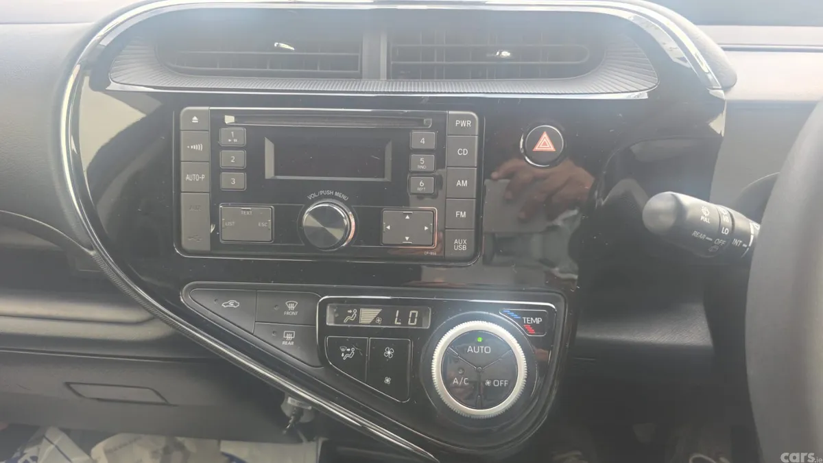 Toyota Aqua Hatchback, Petrol Hybrid, 2017, Silver
