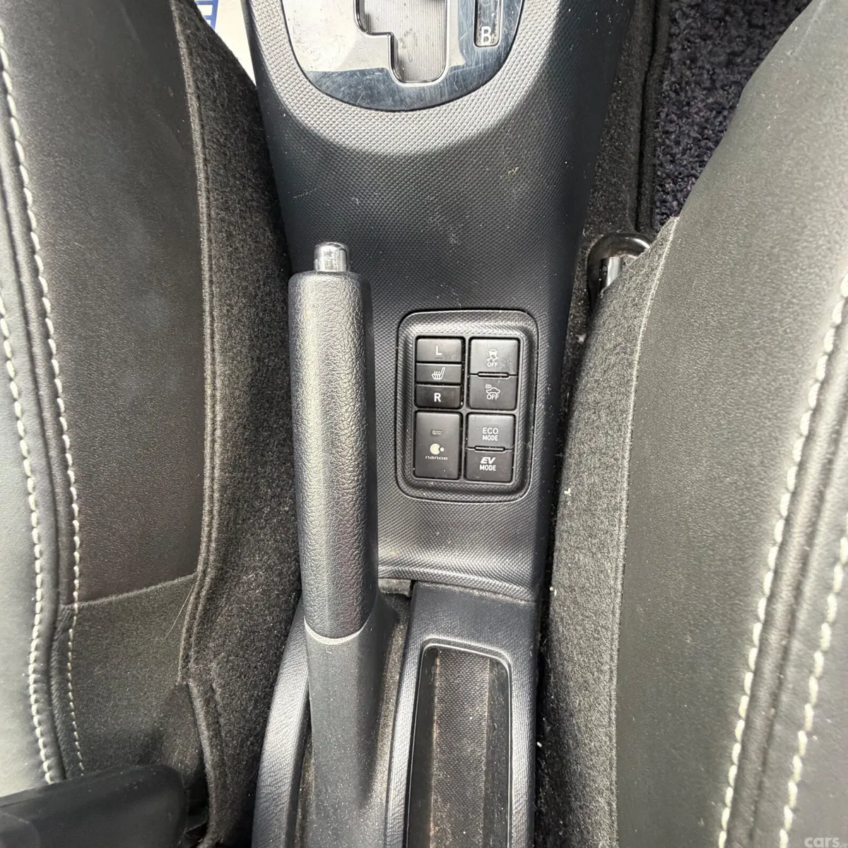 Toyota Aqua Hatchback, Petrol Hybrid, 2017, Silver