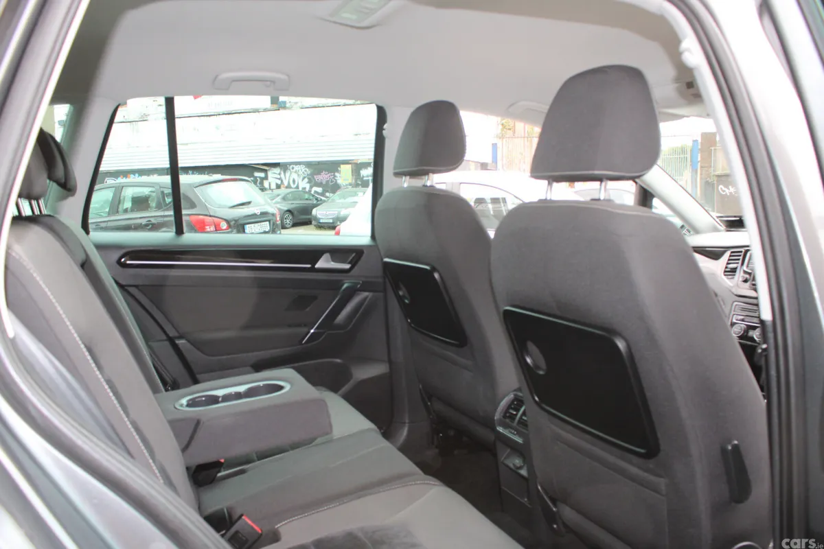 Volkswagen Golf Hatchback, Diesel, 2017, Grey