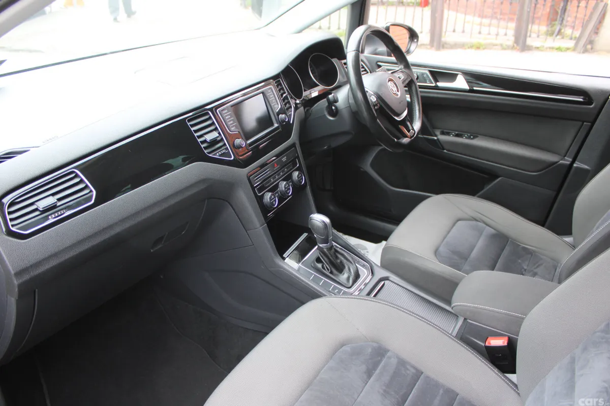 Volkswagen Golf Plus Hatchback, Diesel, 2017, Grey