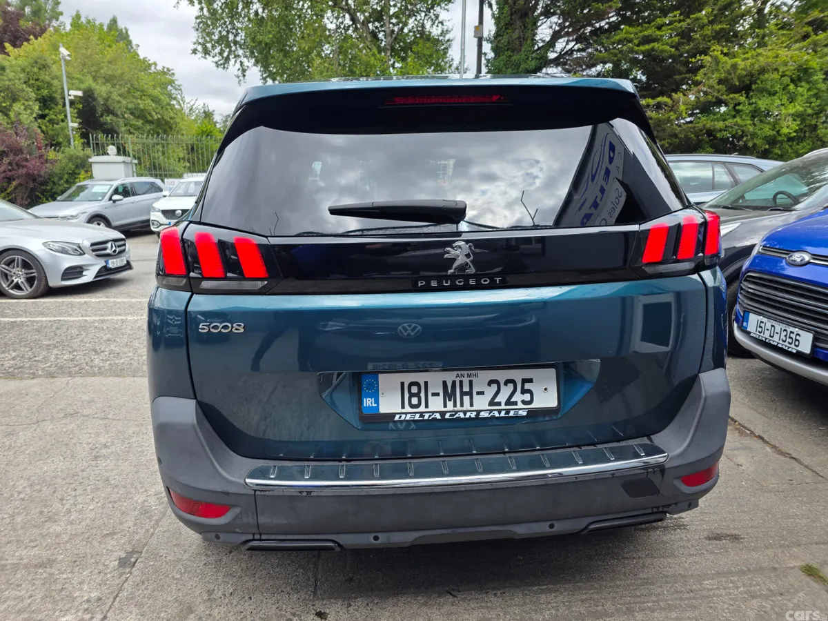 Peugeot 5008 MPV, Petrol, 2018, Green