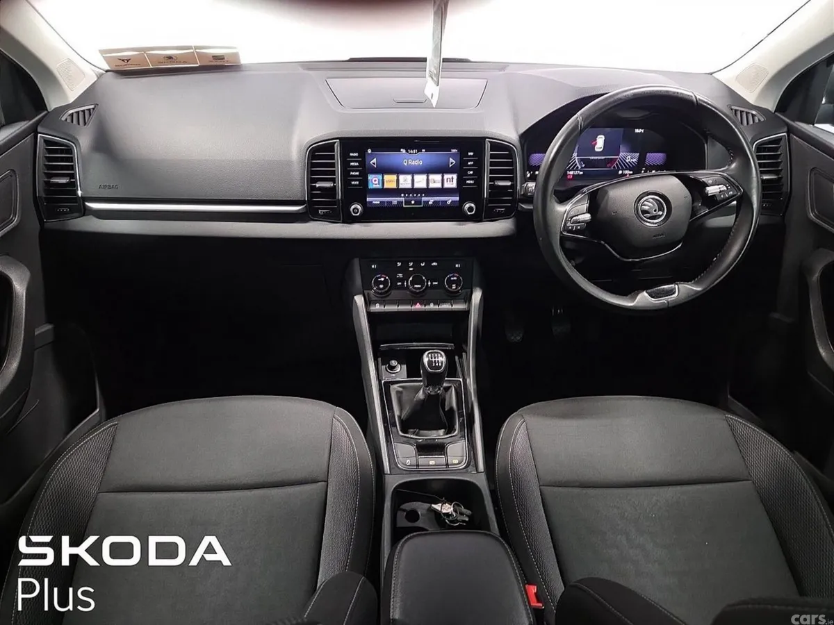 Skoda Karoq Estate, Diesel, 2023, Grey
