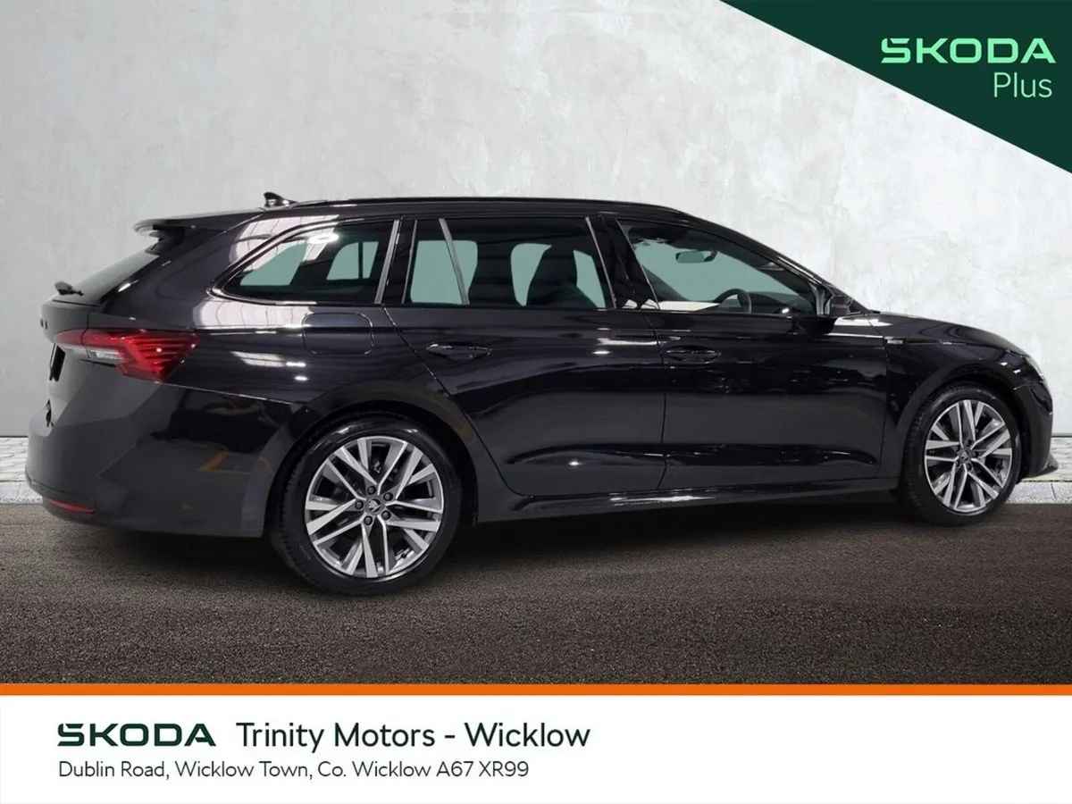 Skoda Octavia Estate, Diesel, 2026, Black