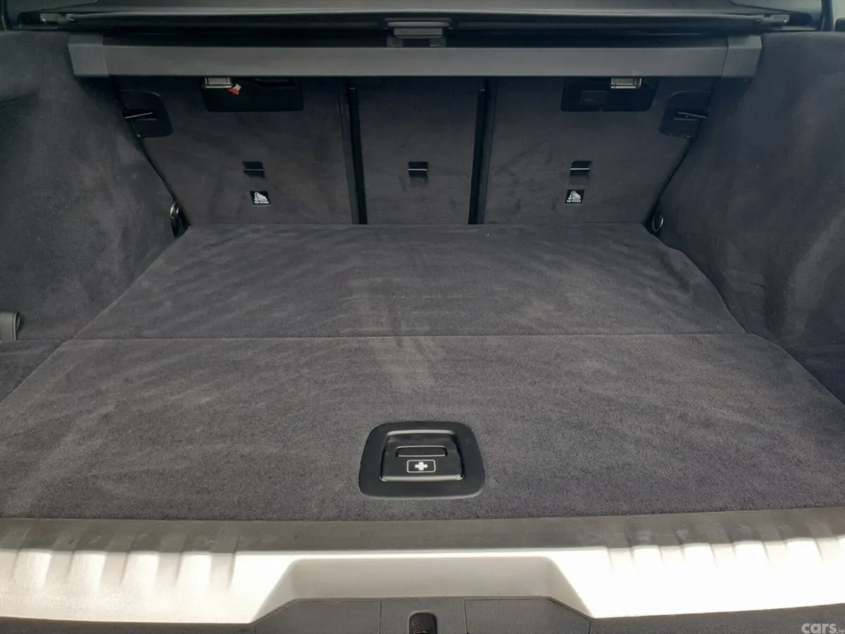BMW 3-Series Estate, Petrol Plug-in Hybrid, 2021, Blue