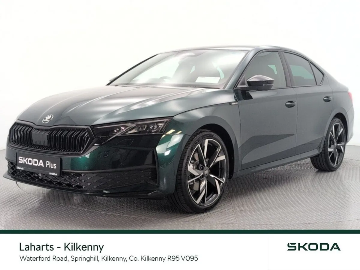 Skoda Octavia Saloon, Diesel, 2026, Green