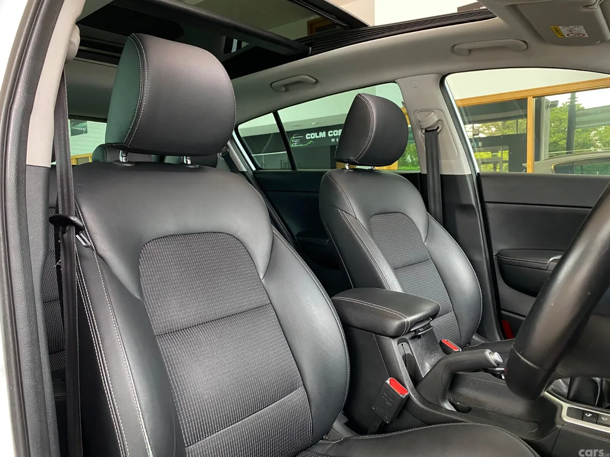 Kia Sportage SUV, Diesel, 2016, White