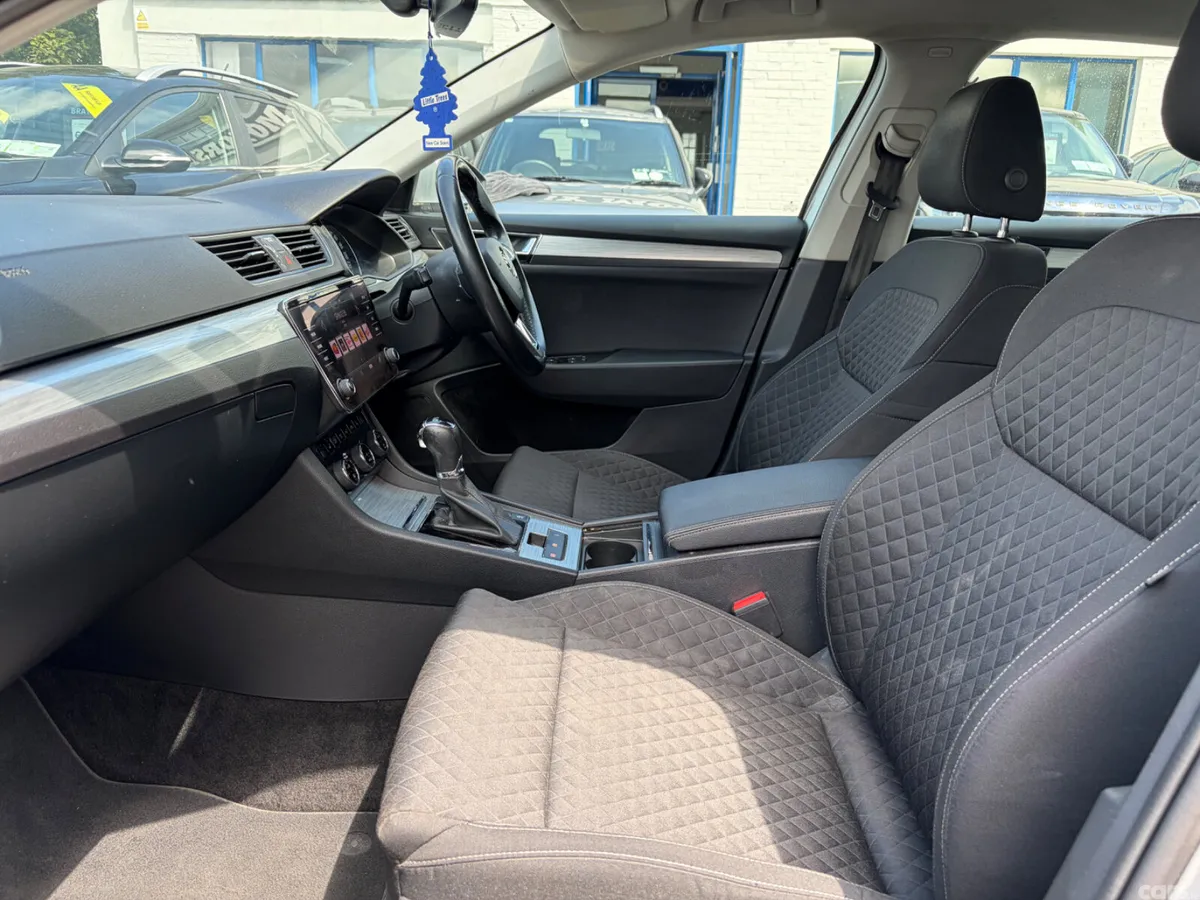 Skoda Superb Saloon, Diesel, 2021, Grey