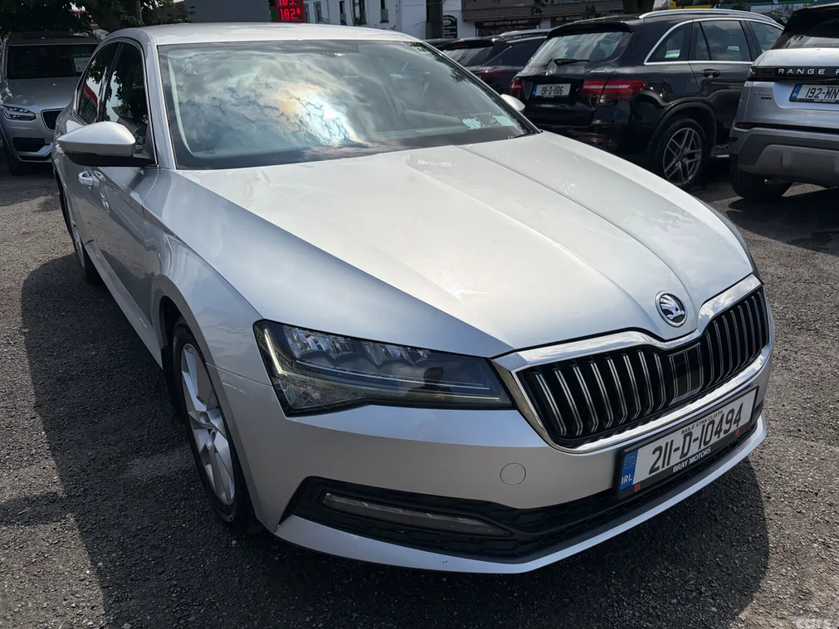 Skoda Superb Saloon, Diesel, 2021, Grey