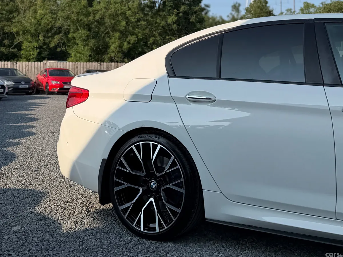 BMW 5-Series Saloon, Diesel, 2018, White