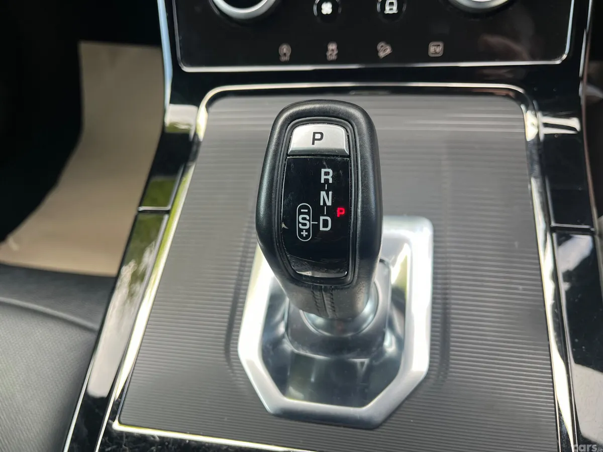 Land Rover Range Rover Evoque SUV, Petrol Plug-in Hybrid, 2023, Black