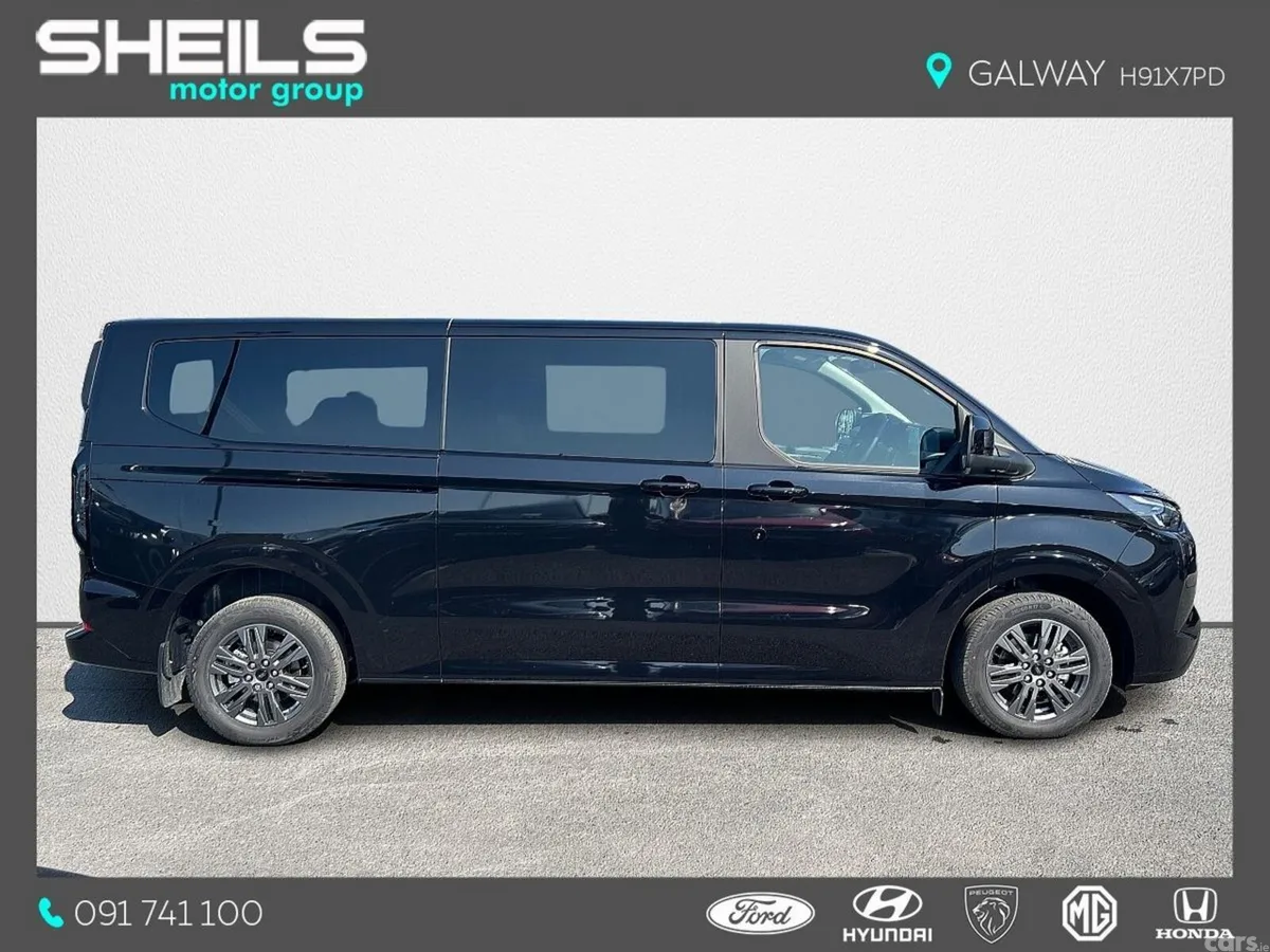 Ford Tourneo Custom MPV, Petrol Plug-in Hybrid, 2026, Black