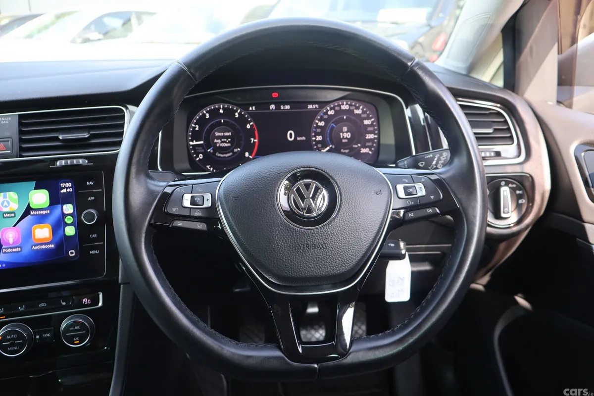 Volkswagen Golf Estate, Petrol, 2018, Grey