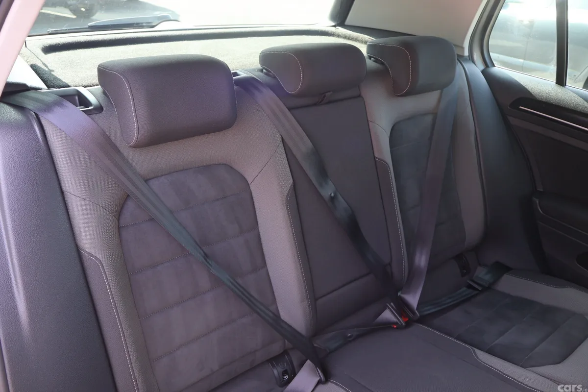 Volkswagen Golf Estate, Petrol, 2018, Grey